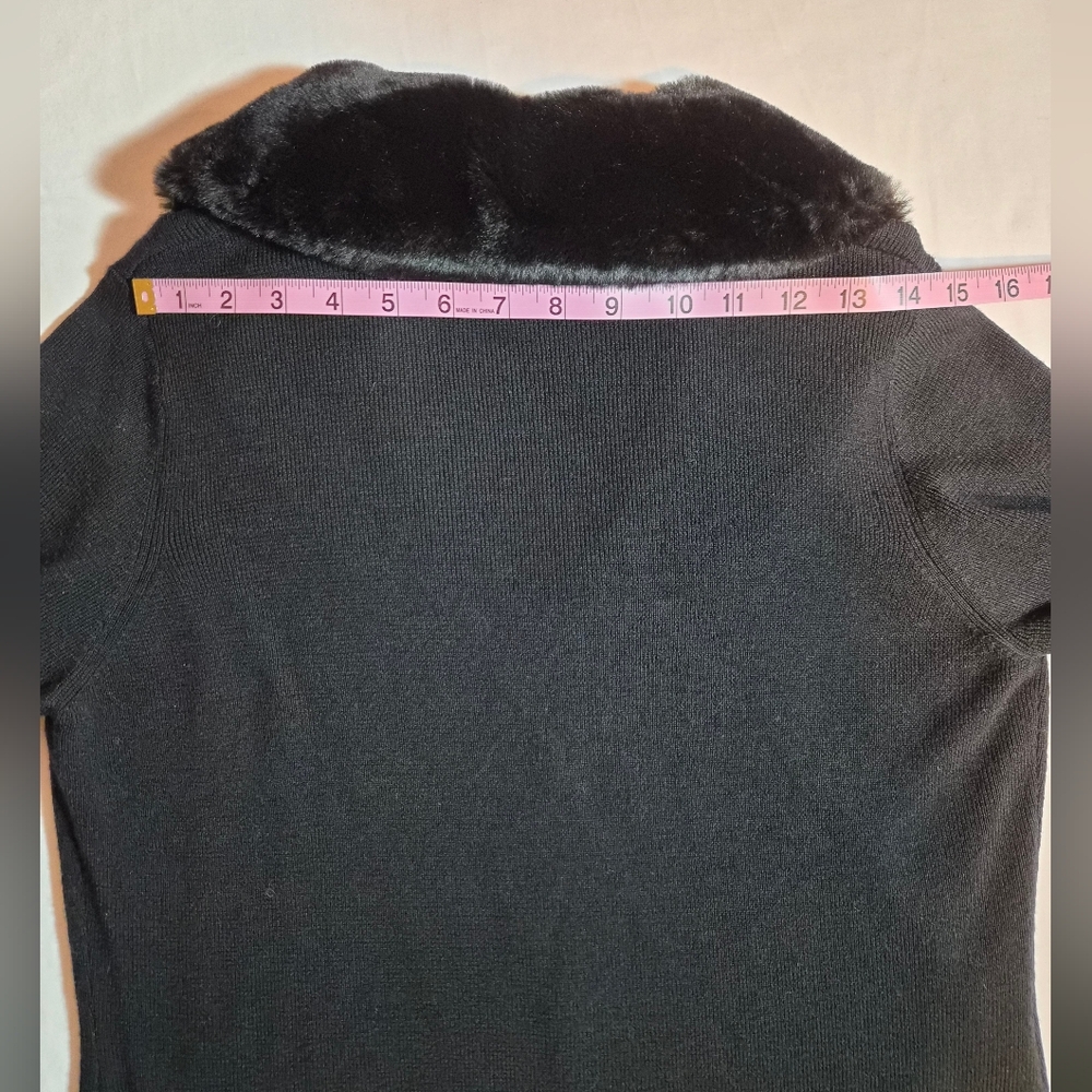 Valerie Stevens Petites | 100% Merino Extra-Fine Wool Cardigan PL - Picture 7 of 9